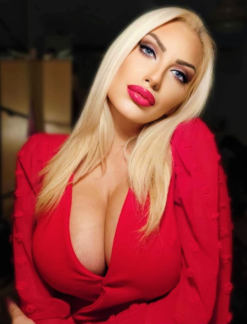 Кристина Проститутка Санкт-Петербурга у метро Садовая