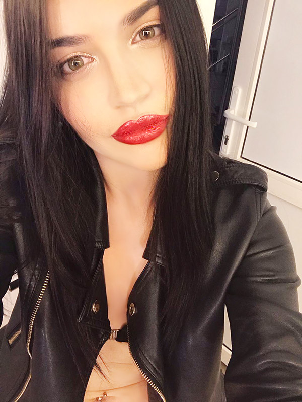 Ира Проститутка Питера у метро Купчино