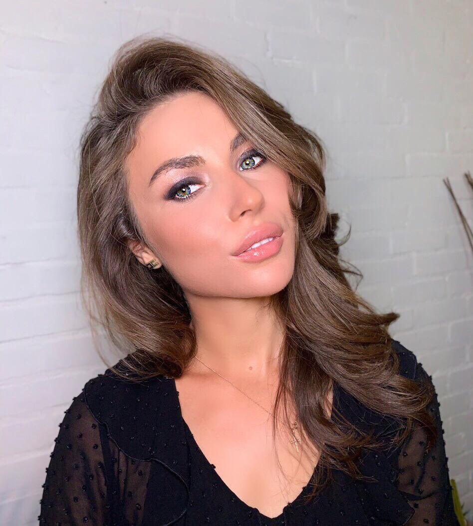 Милана Проститутка Санкт-Петербурга у метро Горьковская